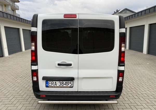 Renault Trafic cena 69495 przebieg: 121500, rok produkcji 2017 z Radomsko małe 232